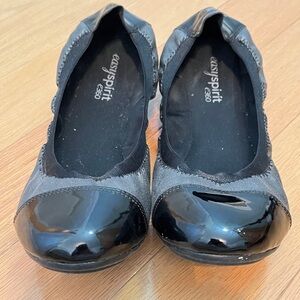 Easy Spirit e360 Black Patent & Grey Flats Sz 8 VGUC